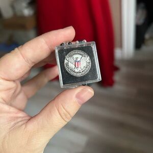 4/$50 Volunteer president U.S. Secret Service Challenge pin 😎